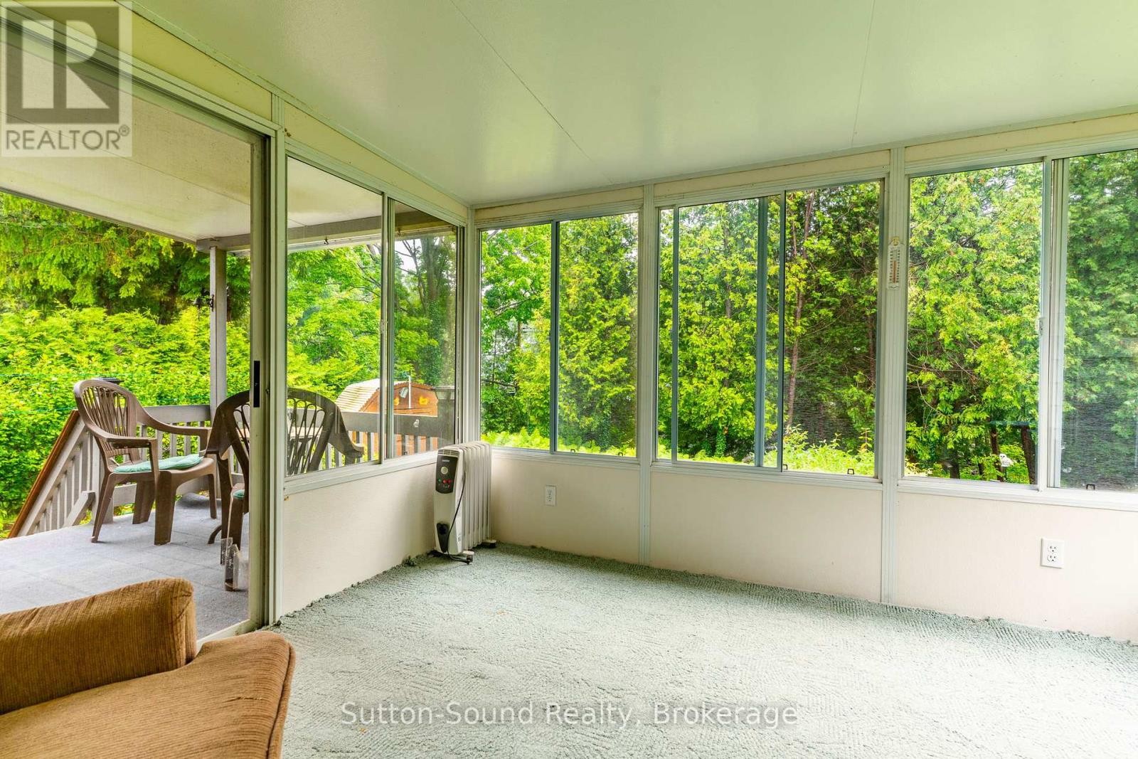 












17 FRONT STREET

,
South Bruce Peninsula,




Ontario
N0H1P0

