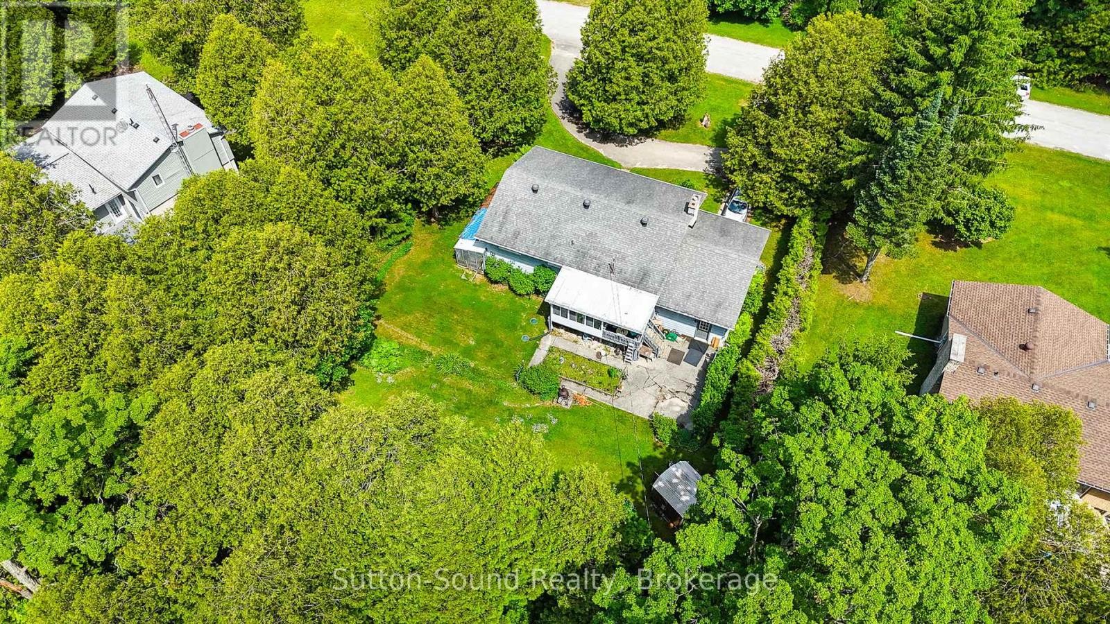 












17 FRONT STREET

,
South Bruce Peninsula,




Ontario
N0H1P0


