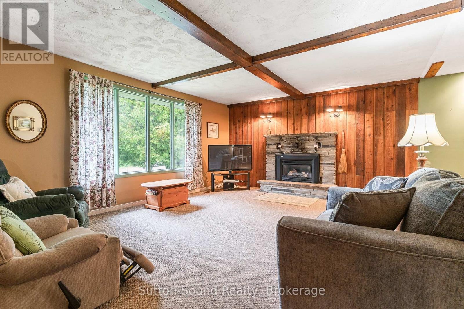












17 FRONT STREET

,
South Bruce Peninsula,




Ontario
N0H1P0

