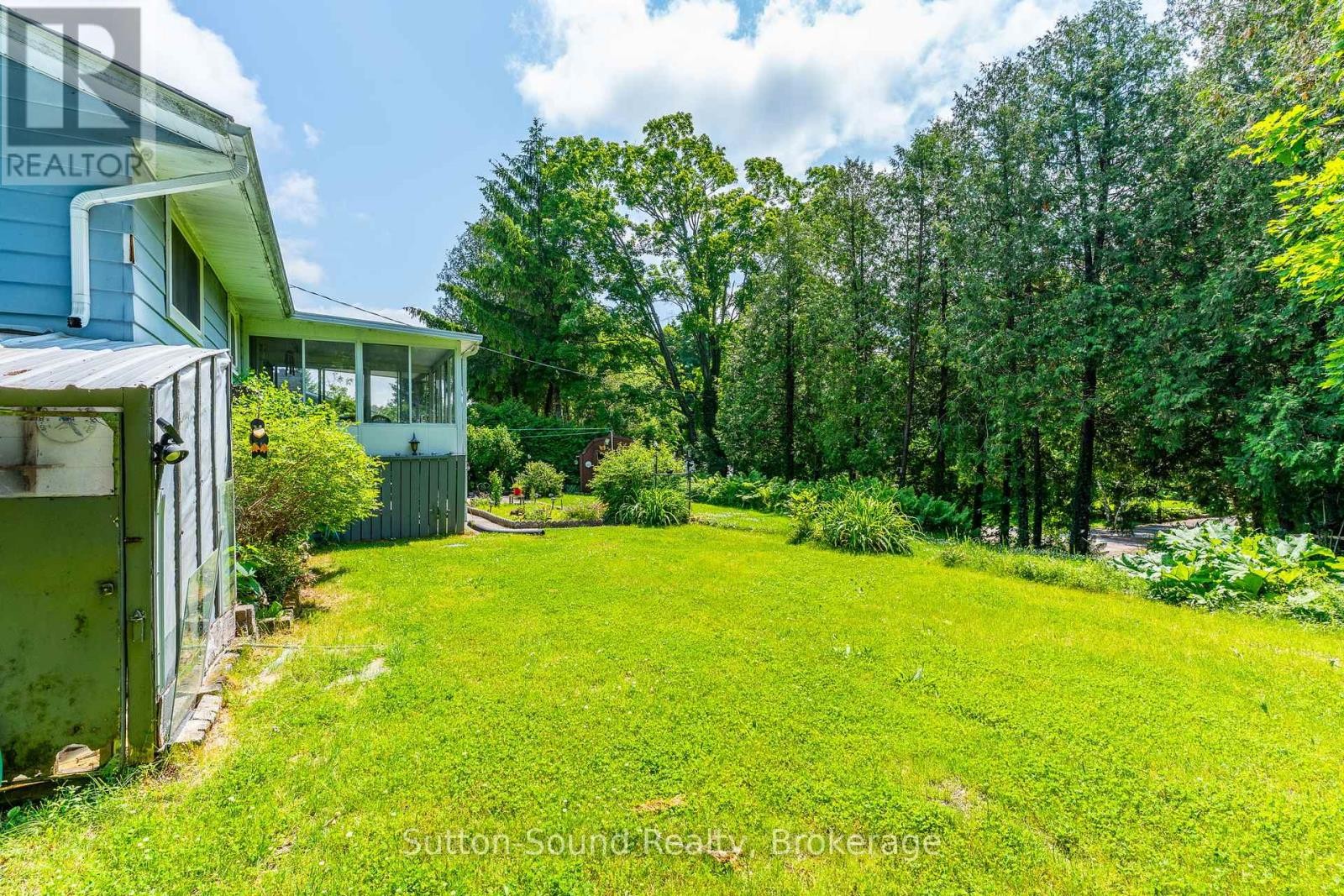 












17 FRONT STREET

,
South Bruce Peninsula,




Ontario
N0H1P0


