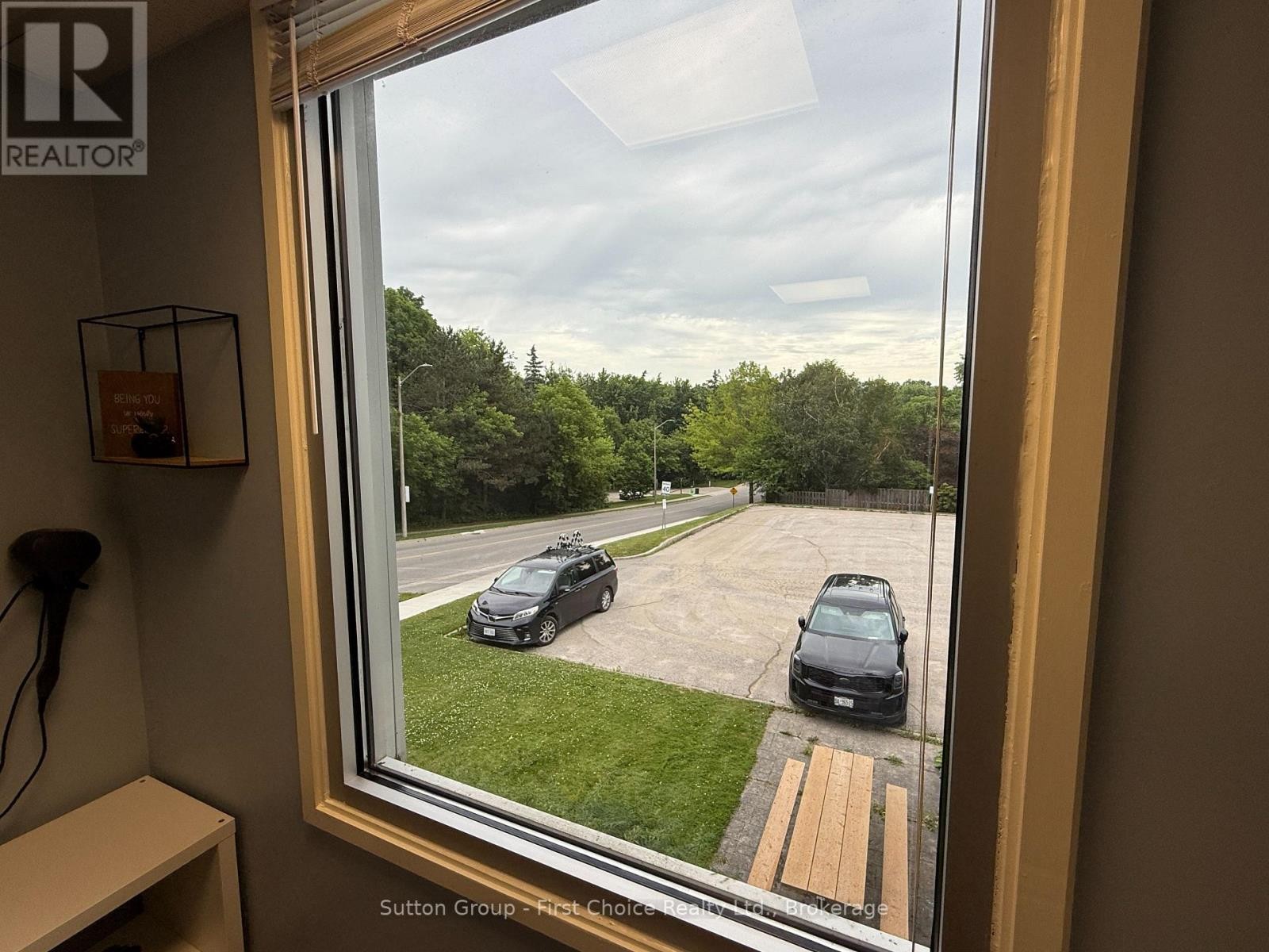 












201 - 386 CAMBRIA STREET

,
Stratford,




Ontario
N5A1J4

