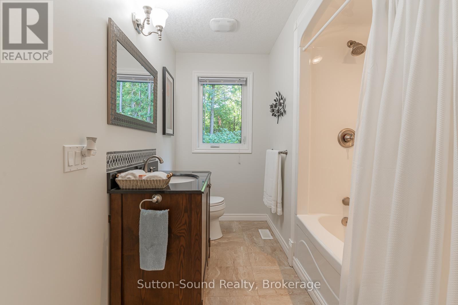 












20 SANDY PINES TRAIL

,
South Bruce Peninsula,




Ontario
N0H2G0

