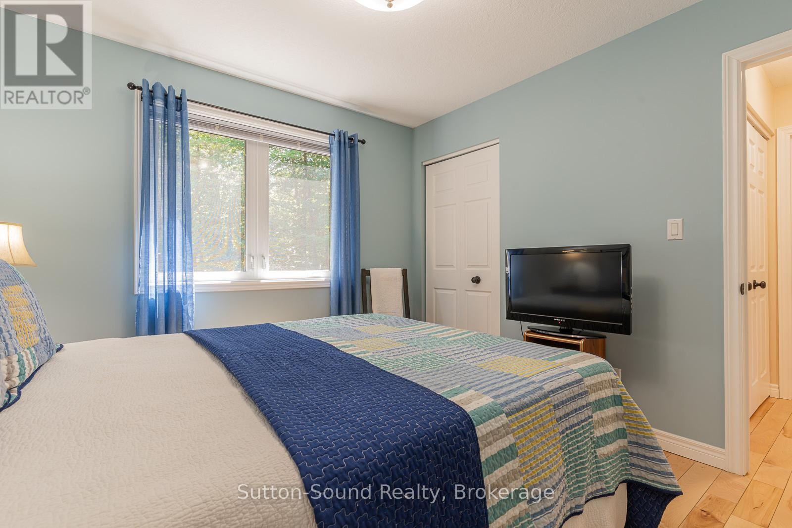 












20 SANDY PINES TRAIL

,
South Bruce Peninsula,




Ontario
N0H2G0

