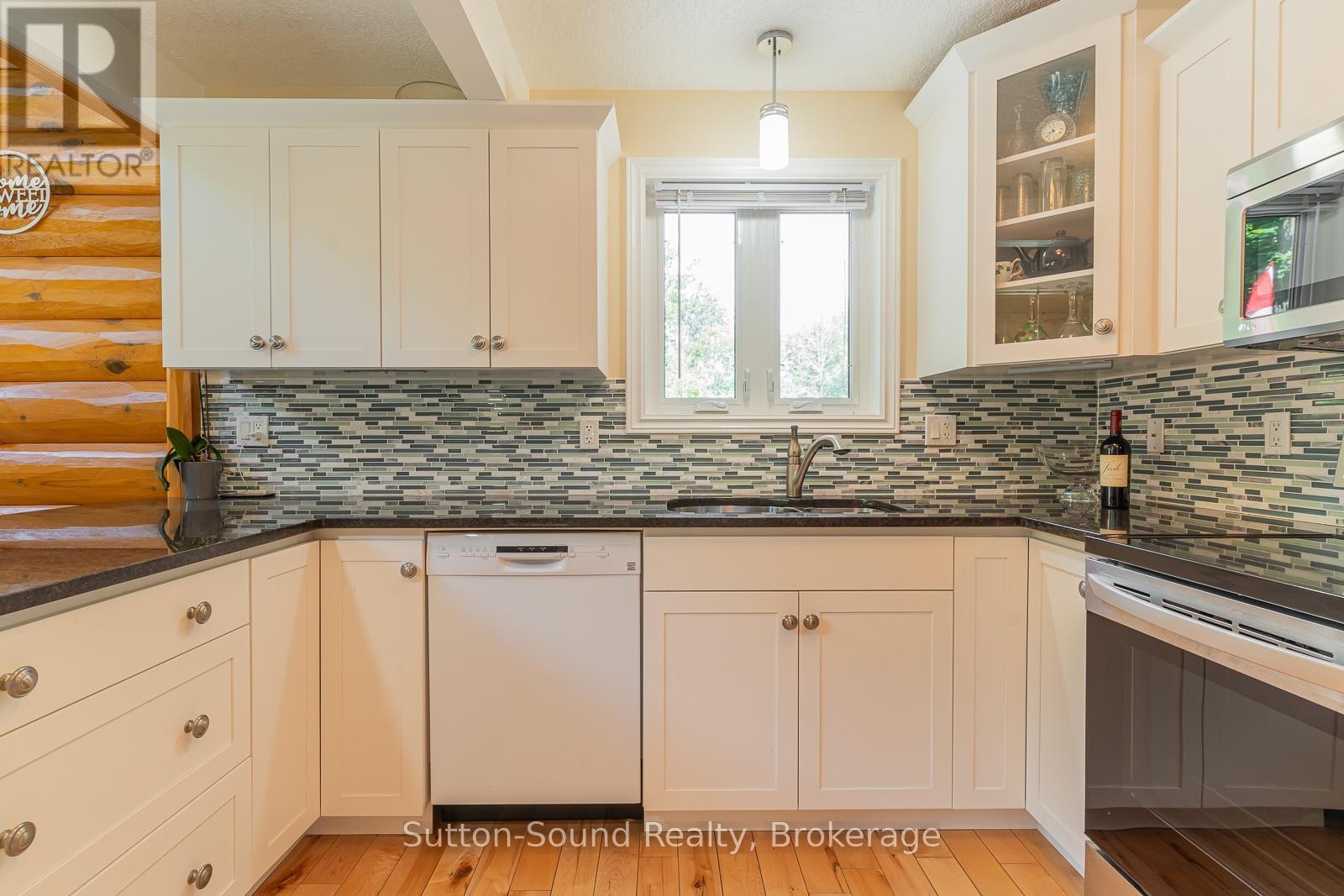 












20 SANDY PINES TRAIL

,
South Bruce Peninsula,




Ontario
N0H2G0

