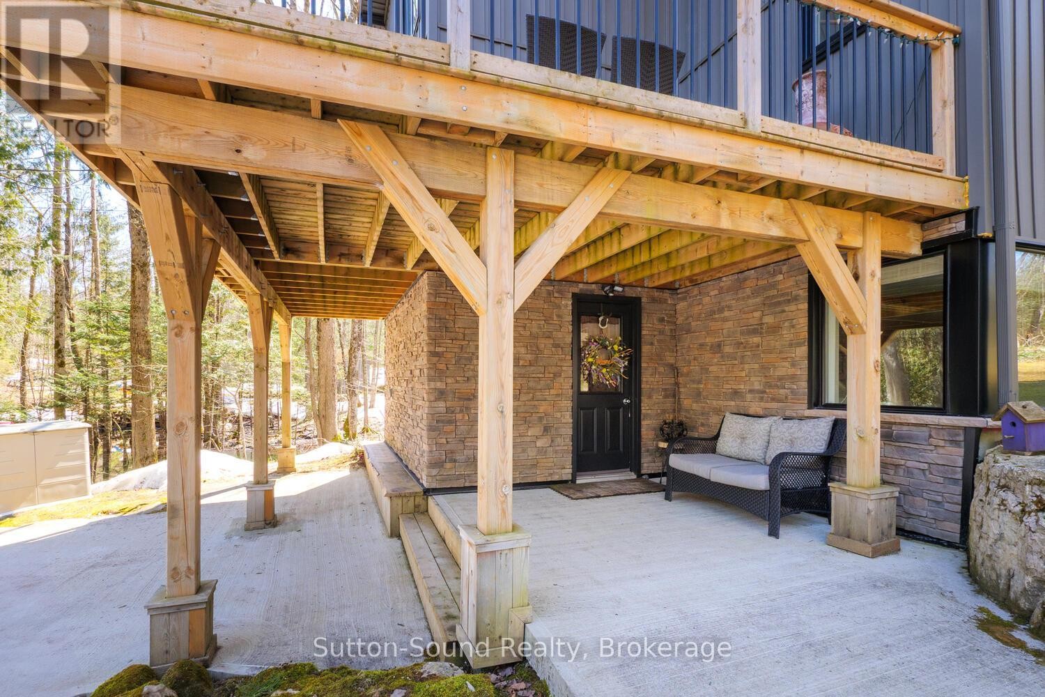 












134 LAKEVIEW DRIVE

,
Georgian Bluffs,




Ontario
N0H2T0

