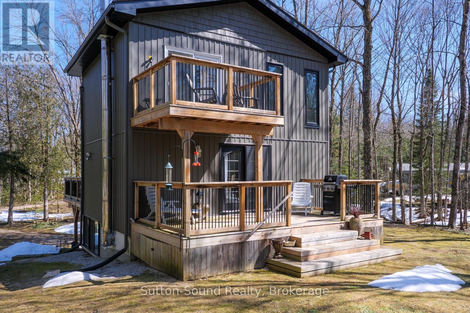 












134 LAKEVIEW DRIVE

,
Georgian Bluffs,




Ontario
N0H2T0

