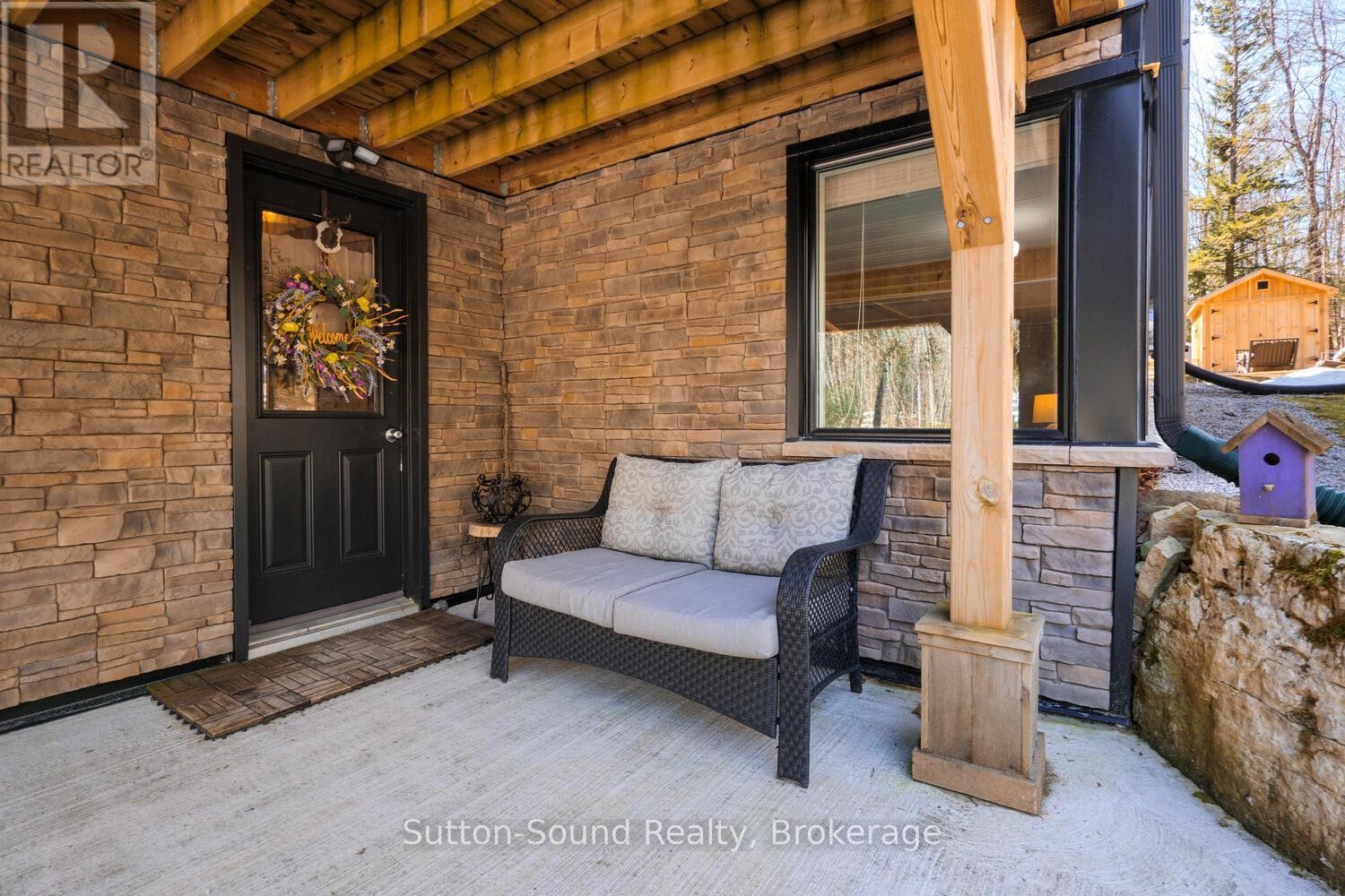 












134 LAKEVIEW DRIVE

,
Georgian Bluffs,




Ontario
N0H2T0

