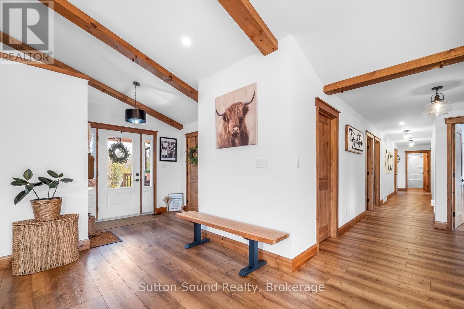 












107 WHISKEY HARBOUR ROAD

,
Northern Bruce Peninsula,




Ontario
N0H2T0

