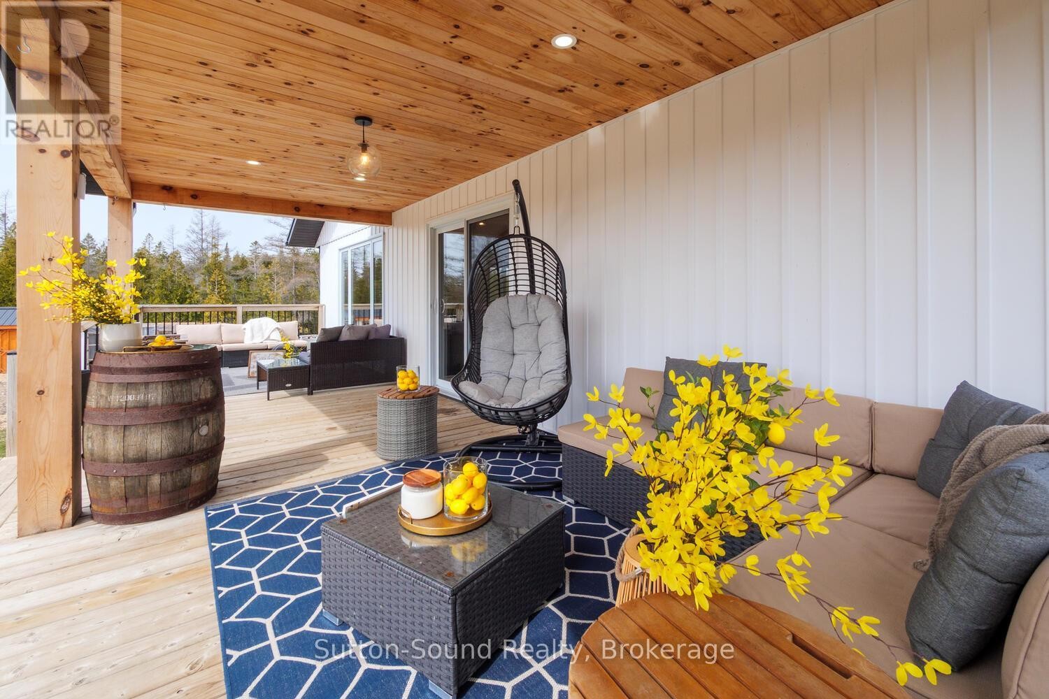 












107 WHISKEY HARBOUR ROAD

,
Northern Bruce Peninsula,




Ontario
N0H2T0

