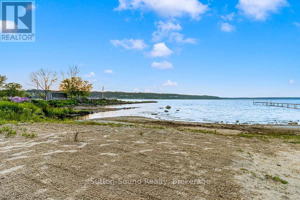 












202 - 535 ISAAC STREET

,
South Bruce Peninsula,




Ontario
N0H2T0

