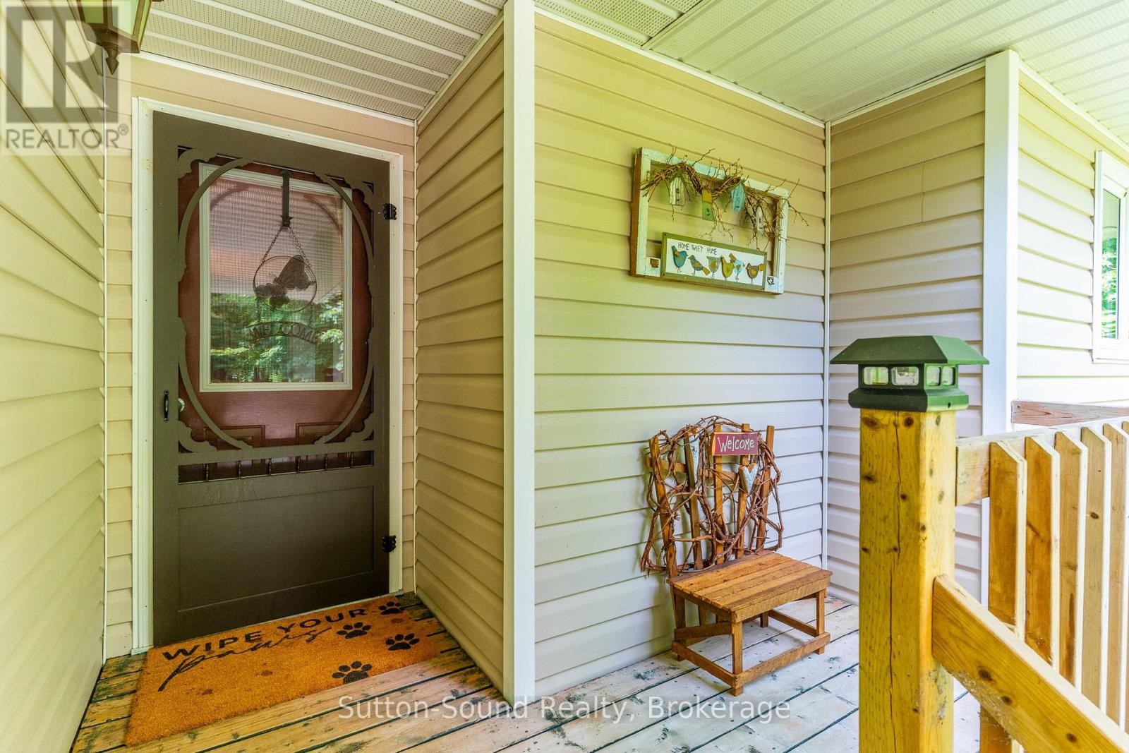 












275 CENTRE DIAGONAL ROAD

,
South Bruce Peninsula,




Ontario
N0H2T0

