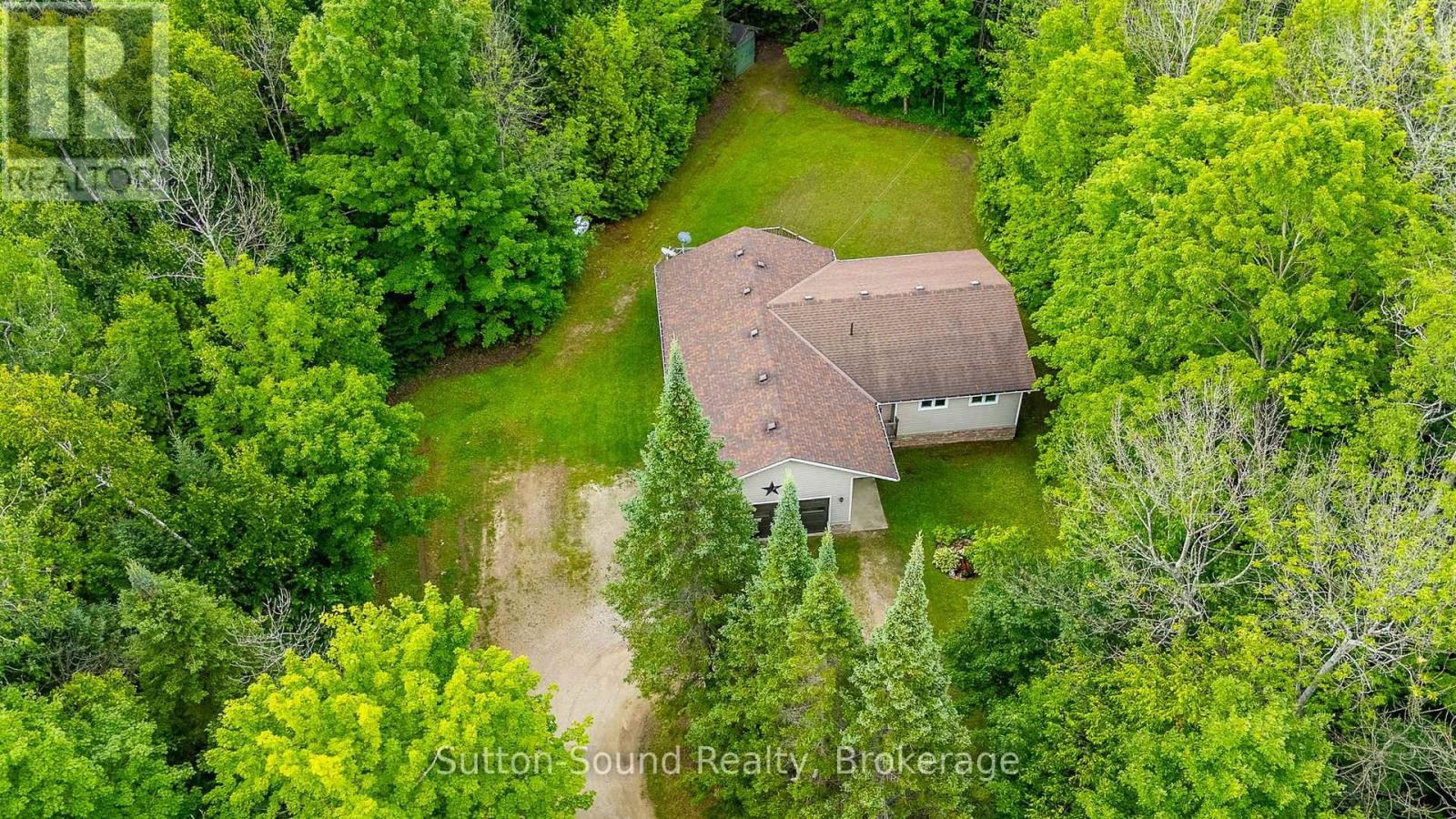 












275 CENTRE DIAGONAL ROAD

,
South Bruce Peninsula,




Ontario
N0H2T0

