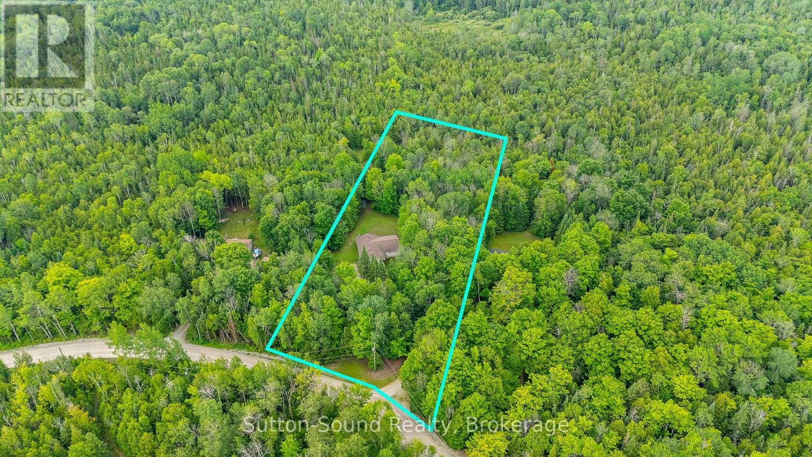 












275 CENTRE DIAGONAL ROAD

,
South Bruce Peninsula,




Ontario
N0H2T0

