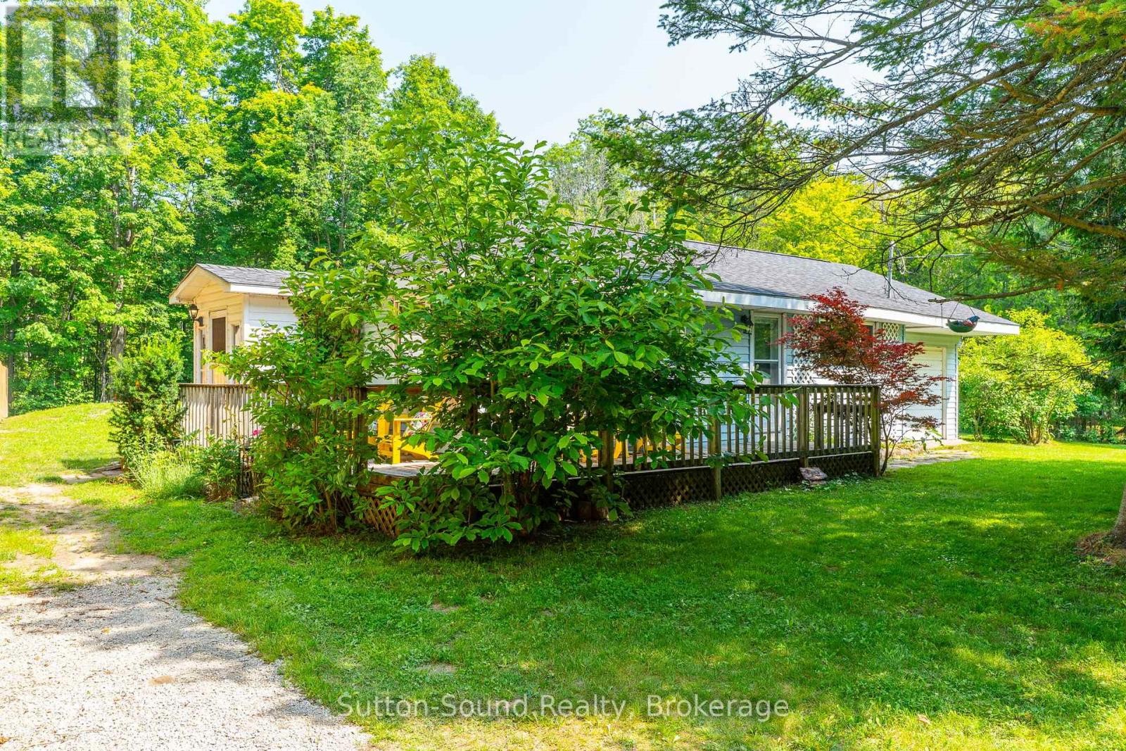












29 AVELE ROAD

,
South Bruce Peninsula,




Ontario
N0H1X0


