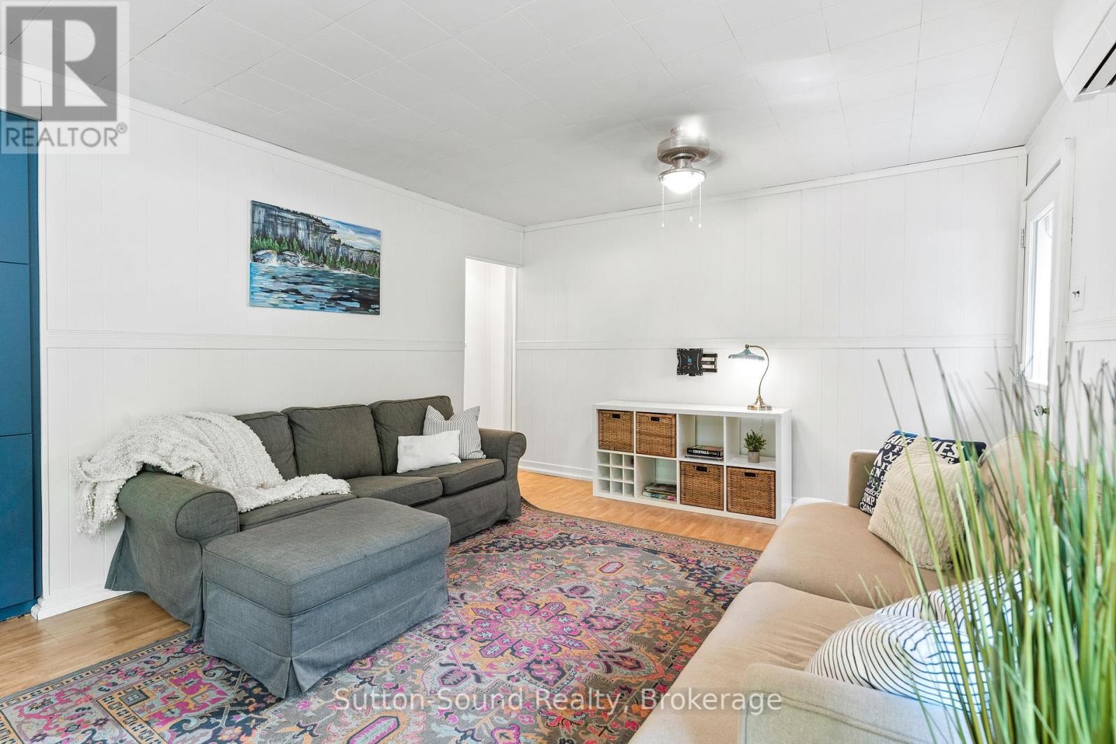 












29 AVELE ROAD

,
South Bruce Peninsula,




Ontario
N0H1X0

