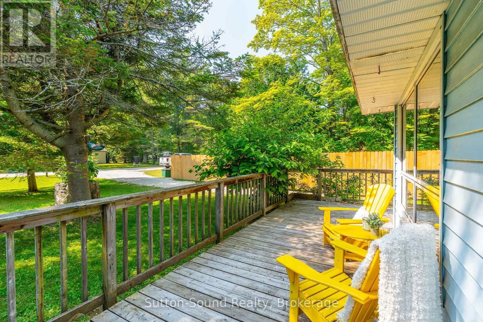 












29 AVELE ROAD

,
South Bruce Peninsula,




Ontario
N0H1X0

