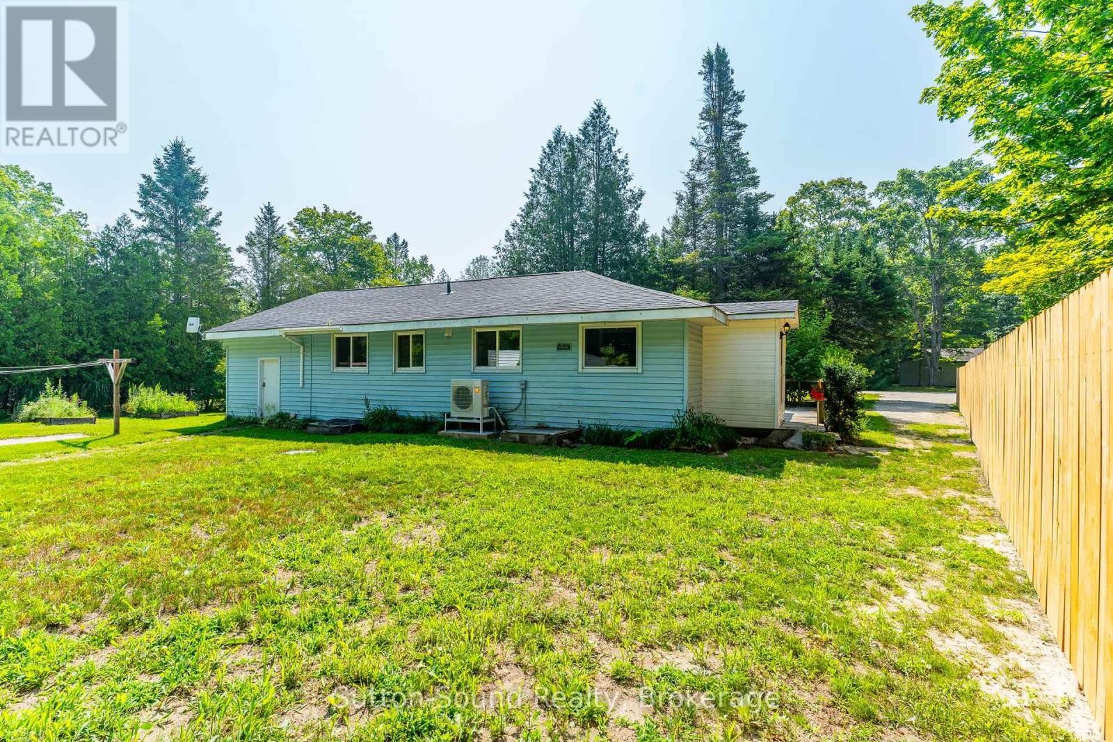 












29 AVELE ROAD

,
South Bruce Peninsula,




Ontario
N0H1X0

