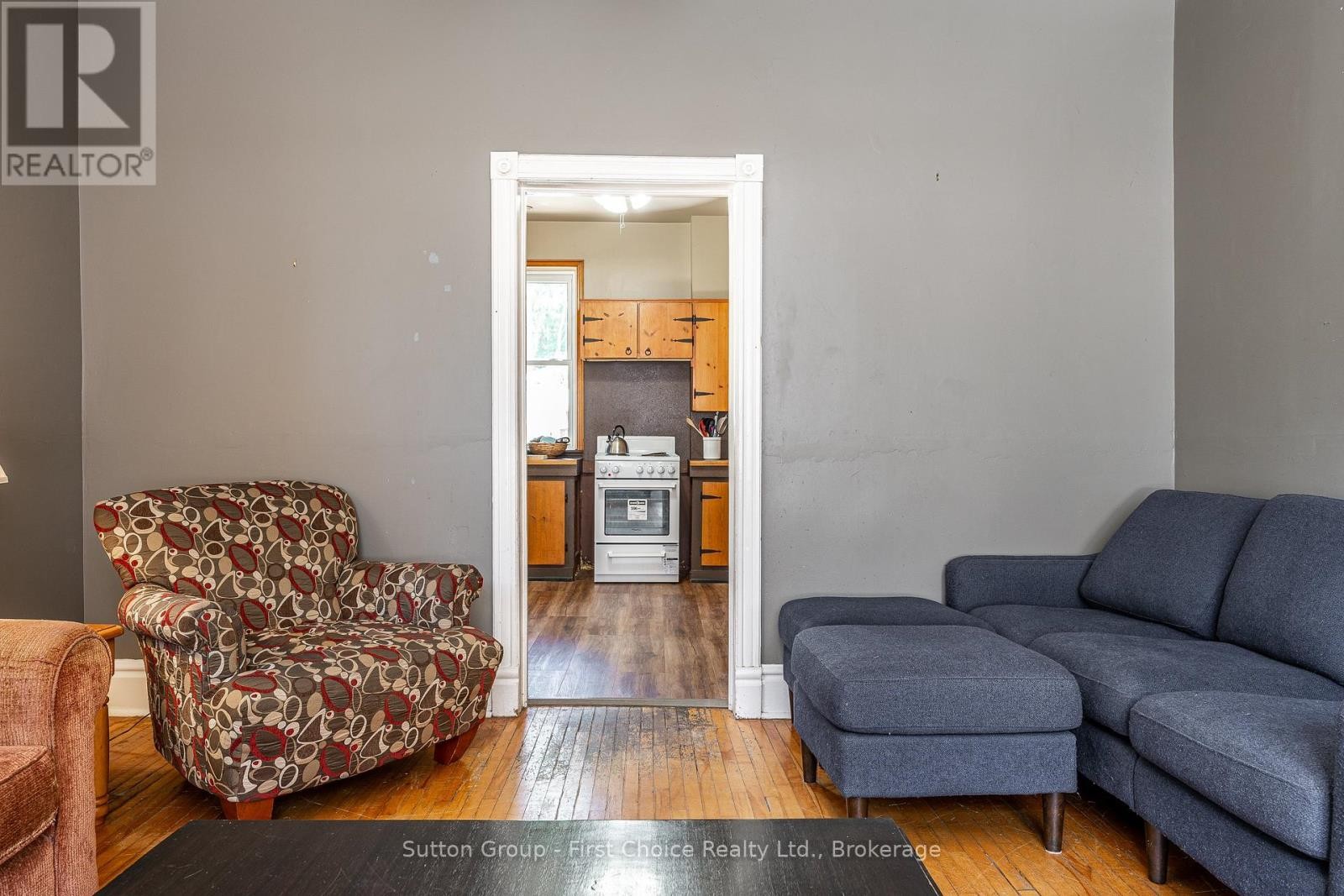 












144 ROMEO STREET S

,
Stratford,




Ontario
N5A4S9

