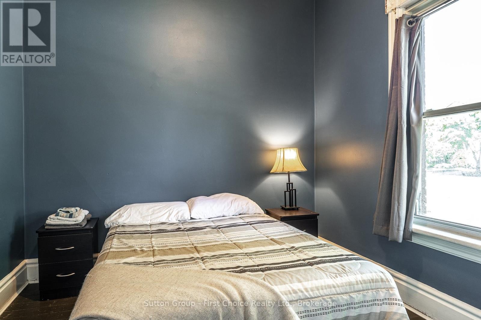 












144 ROMEO STREET S

,
Stratford,




Ontario
N5A4S9

