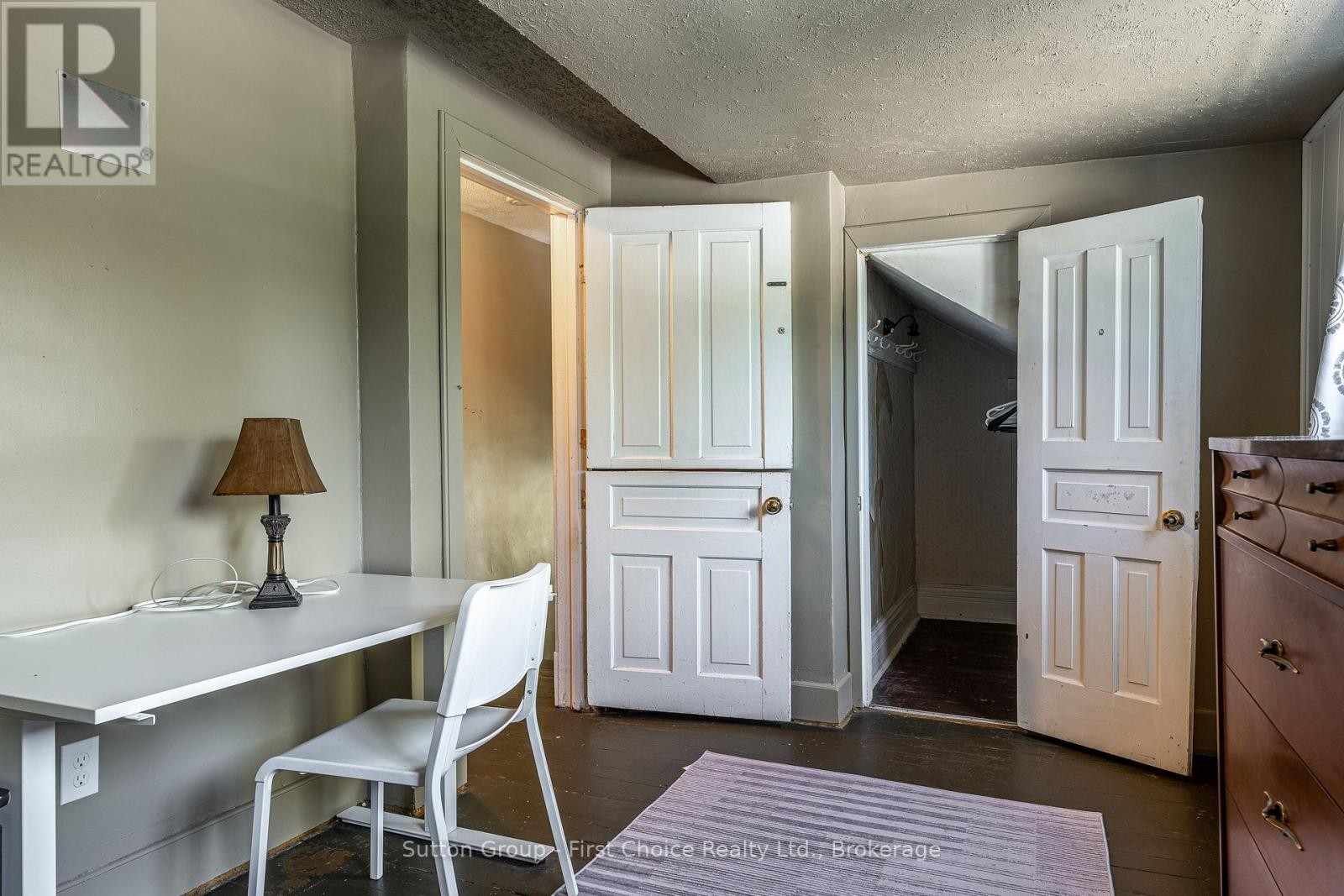 












144 ROMEO STREET S

,
Stratford,




Ontario
N5A4S9

