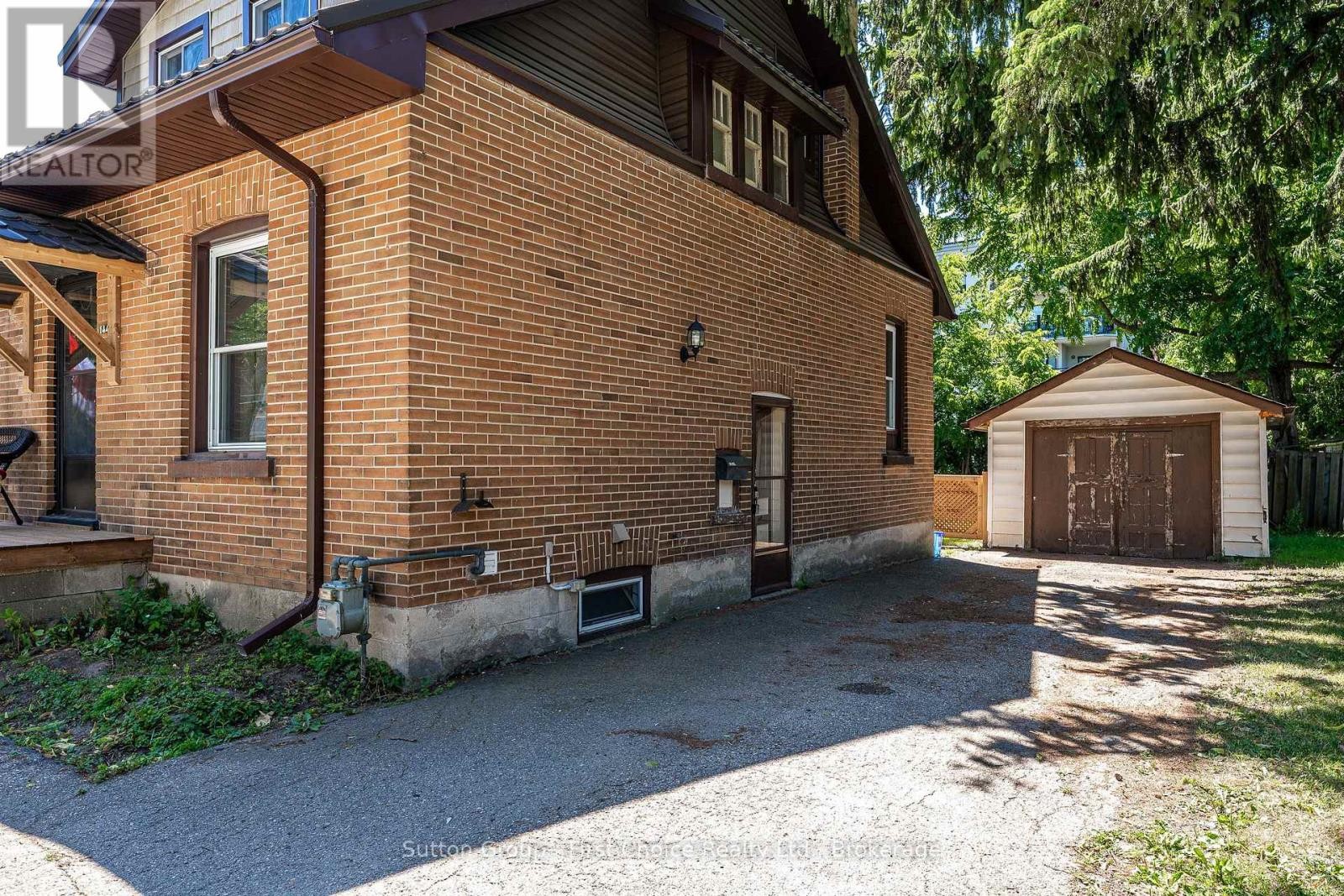 












144 ROMEO STREET S

,
Stratford,




Ontario
N5A4S9

