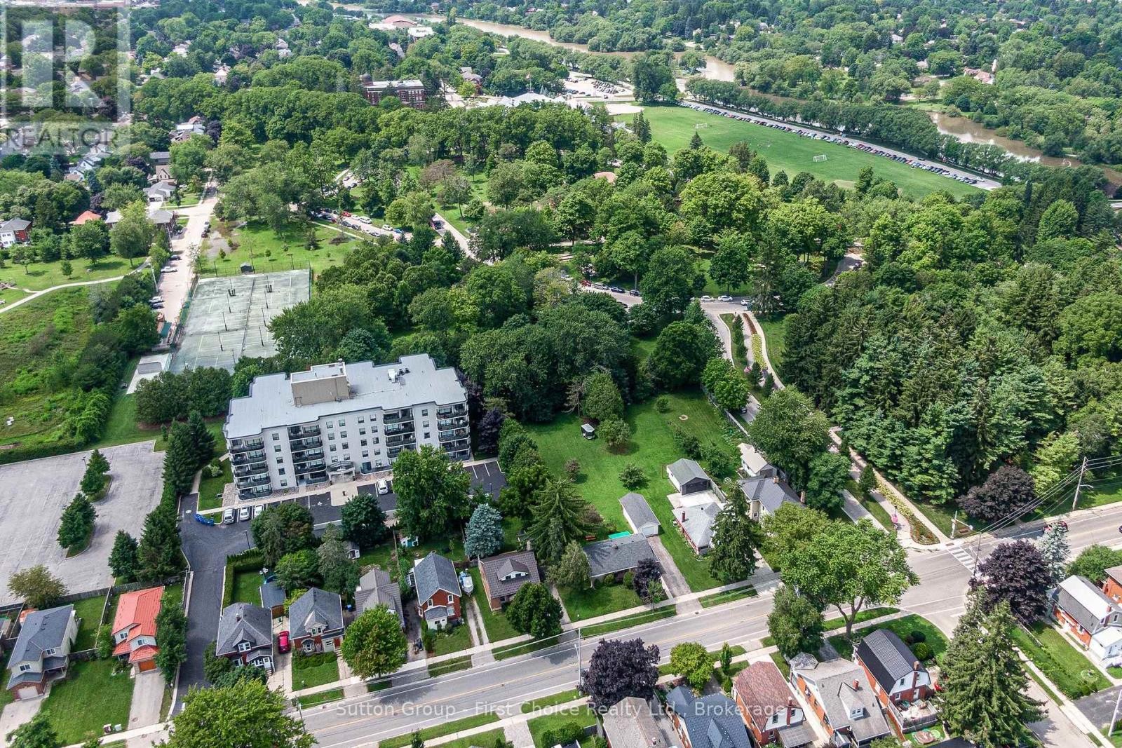 












144 ROMEO STREET S

,
Stratford,




Ontario
N5A4S9

