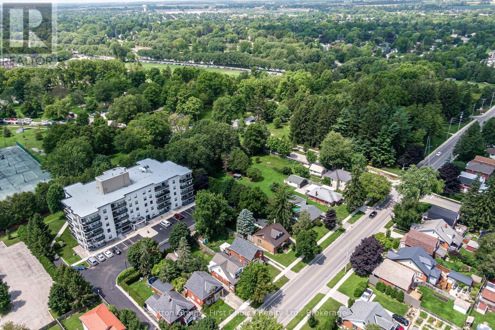 












144 ROMEO STREET S

,
Stratford,




Ontario
N5A4S9

