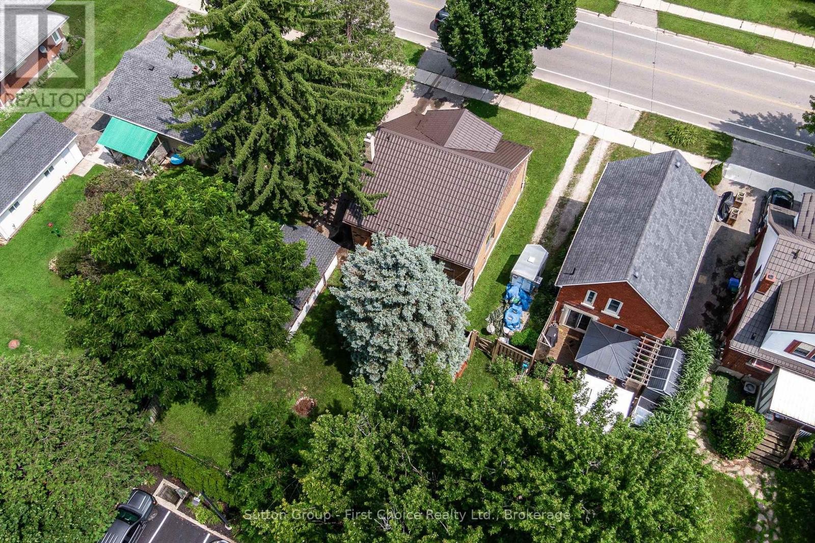 












144 ROMEO STREET S

,
Stratford,




Ontario
N5A4S9

