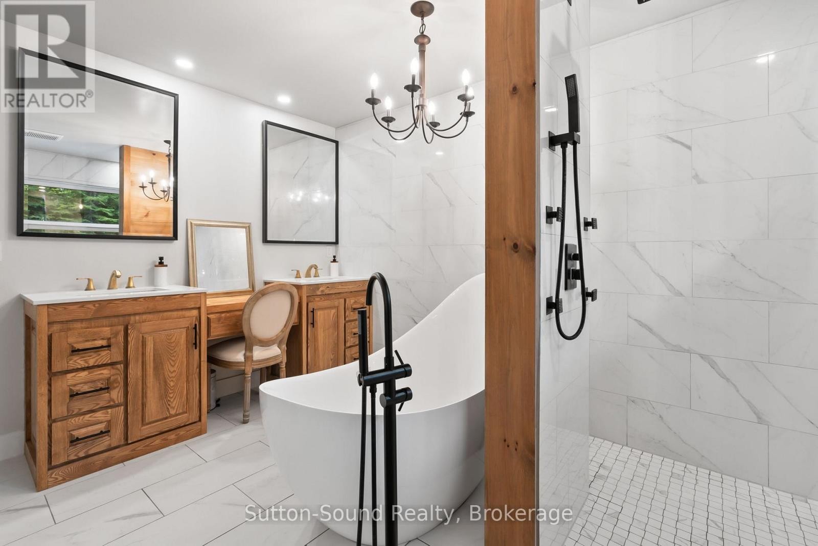












668 BRUCE ROAD 9 ROAD

,
South Bruce Peninsula,




Ontario
N0H2T0

