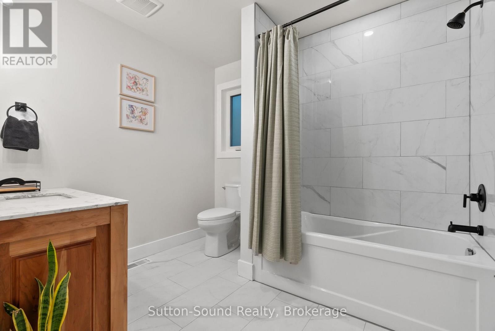 












668 BRUCE ROAD 9 ROAD

,
South Bruce Peninsula,




Ontario
N0H2T0

