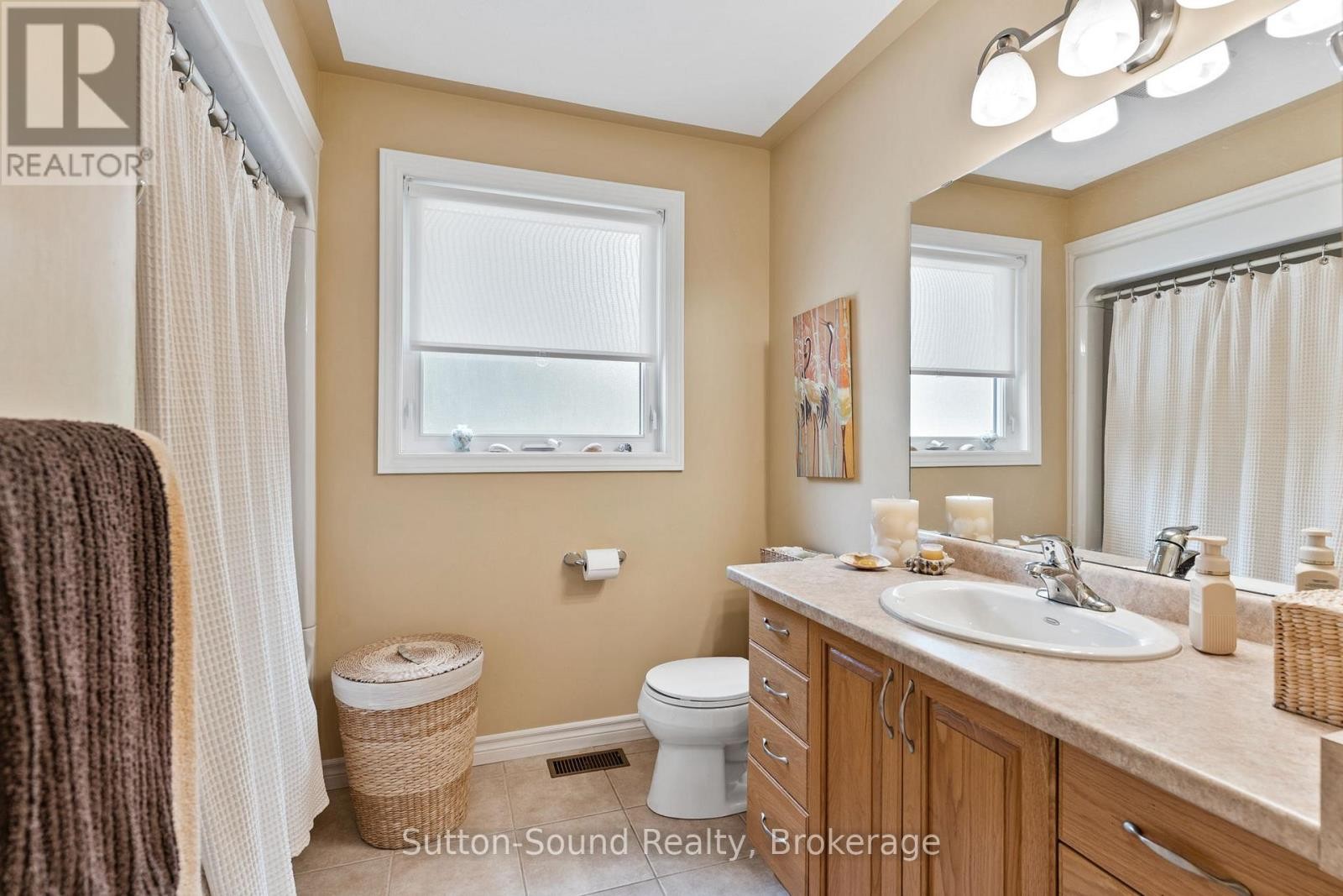 












1215 SUNSET DRIVE

,
South Bruce Peninsula,




Ontario
N0H2T0

