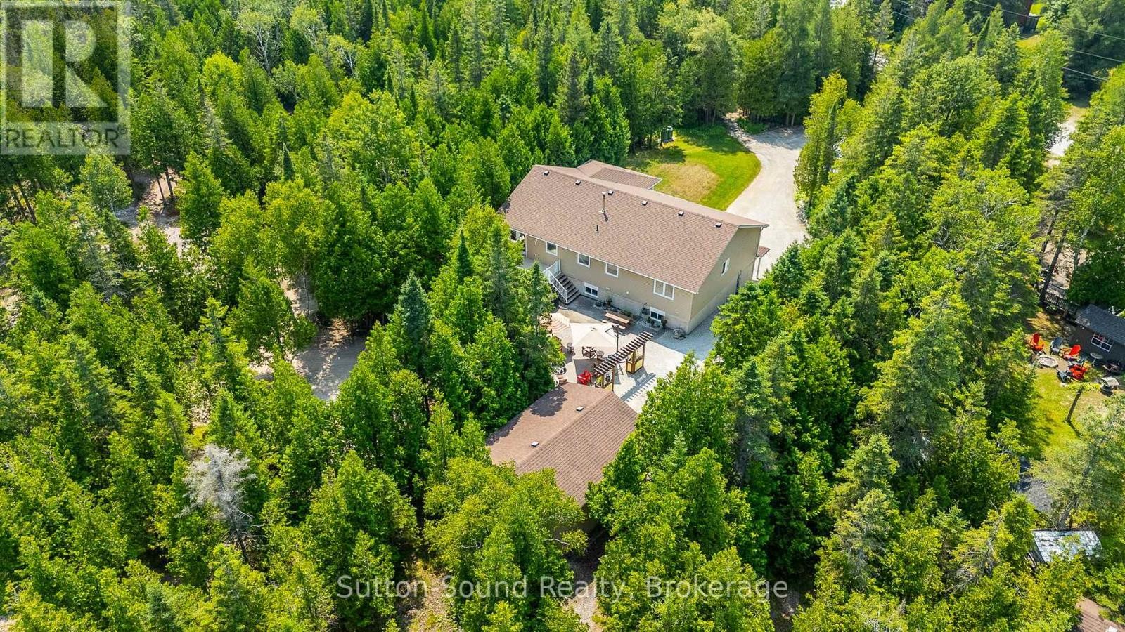 












1215 SUNSET DRIVE

,
South Bruce Peninsula,




Ontario
N0H2T0


