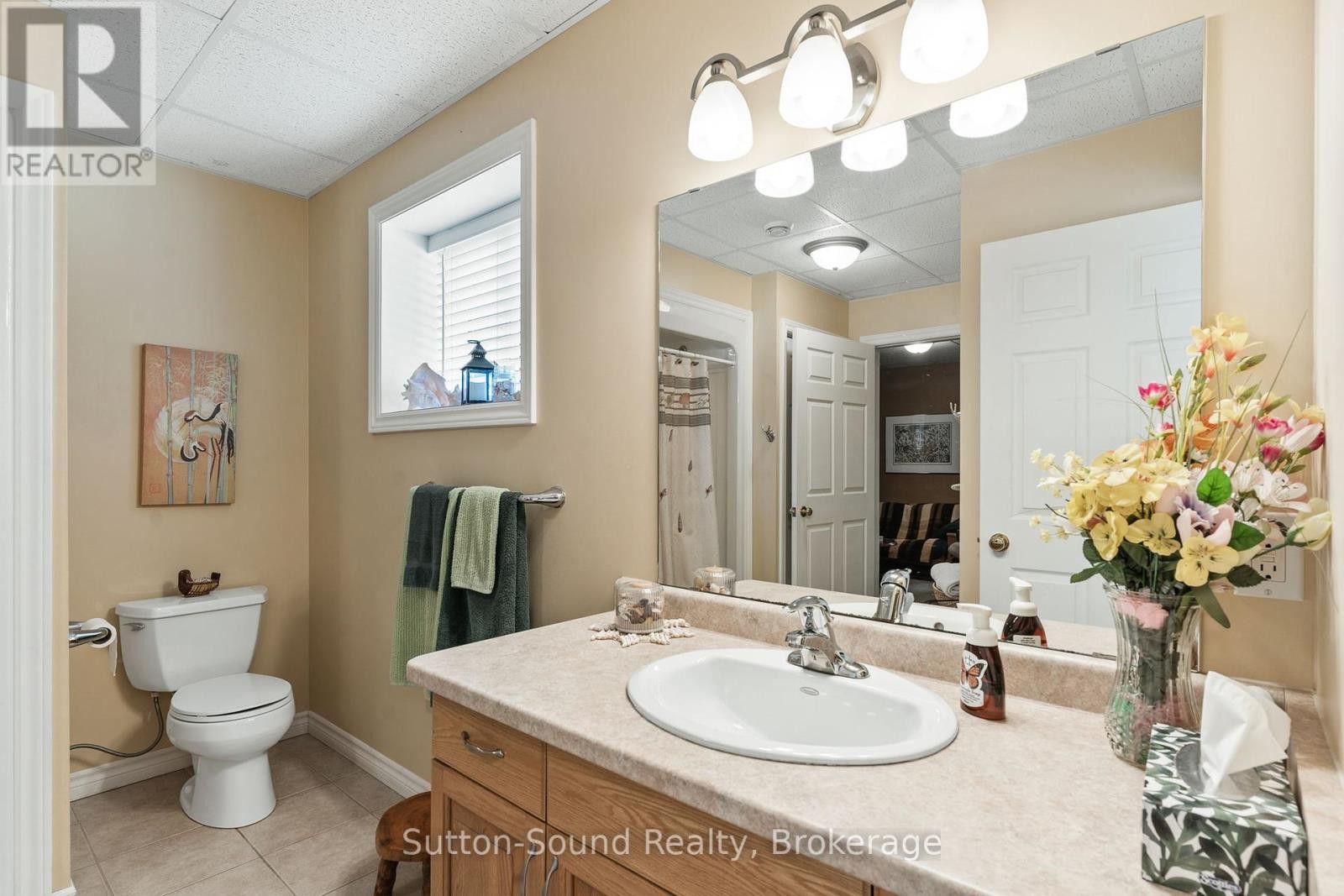












1215 SUNSET DRIVE

,
South Bruce Peninsula,




Ontario
N0H2T0


