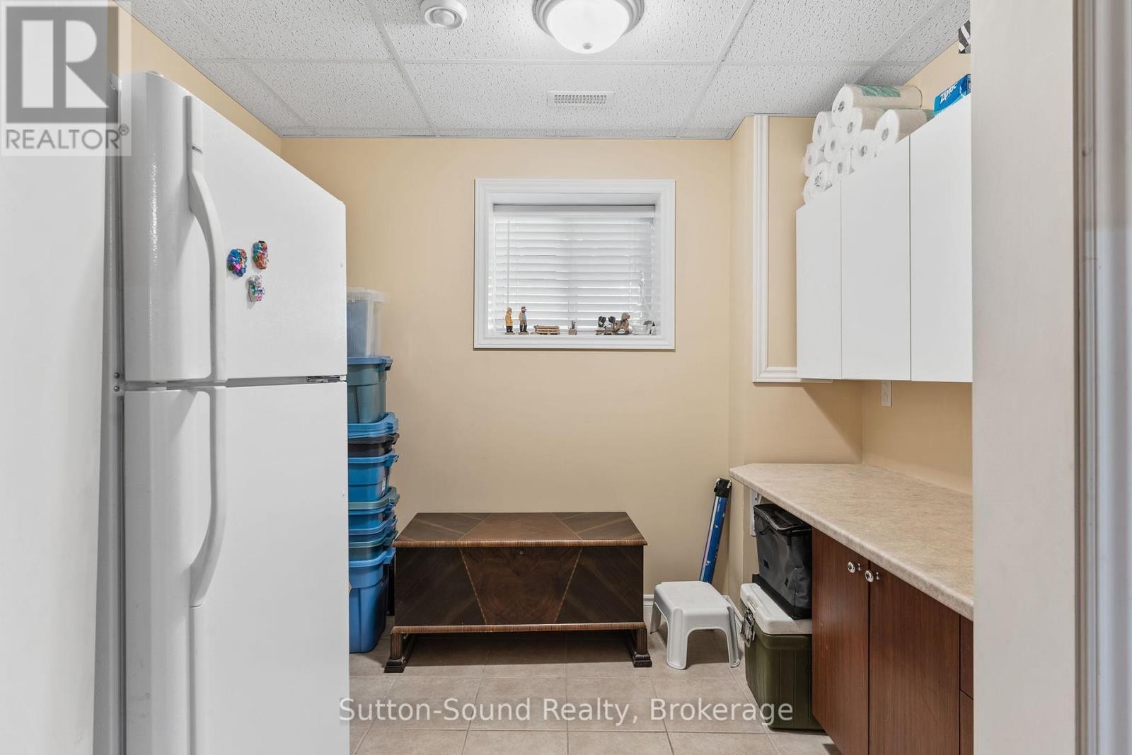 












1215 SUNSET DRIVE

,
South Bruce Peninsula,




Ontario
N0H2T0

