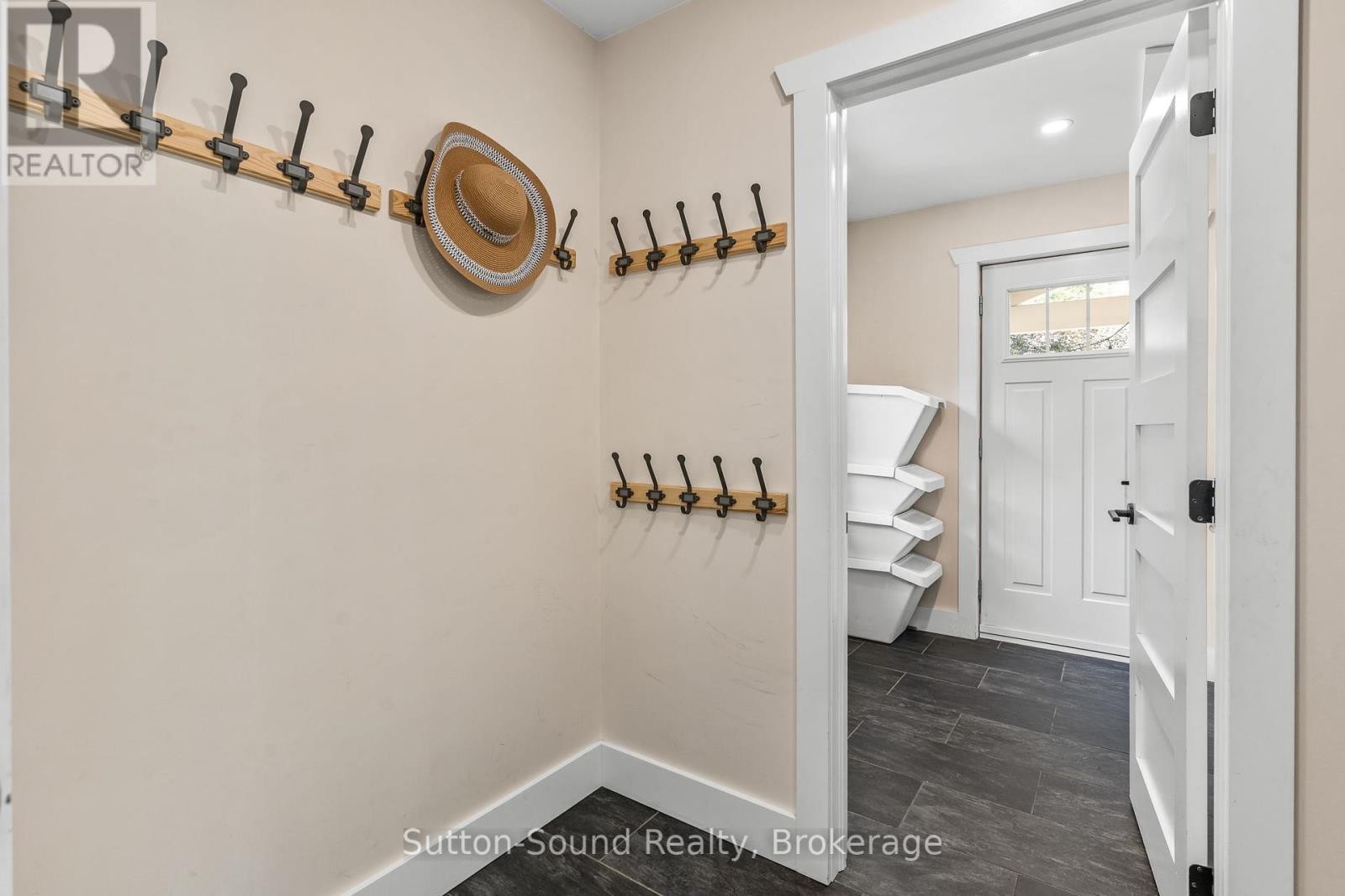 












87 MEADOWLAND ROAD

,
South Bruce Peninsula,




Ontario
N0H2T0

