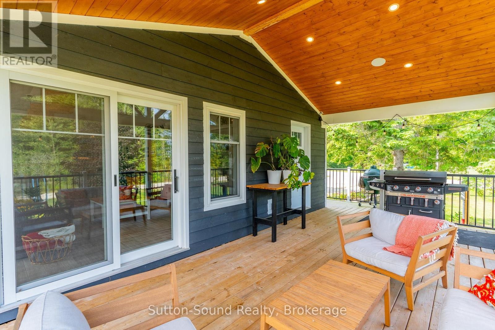 












87 MEADOWLAND ROAD

,
South Bruce Peninsula,




Ontario
N0H2T0

