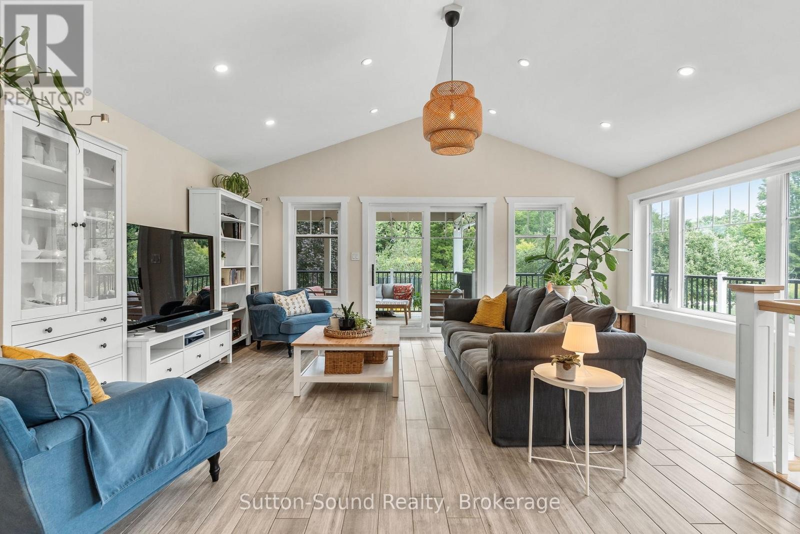 












87 MEADOWLAND ROAD

,
South Bruce Peninsula,




Ontario
N0H2T0

