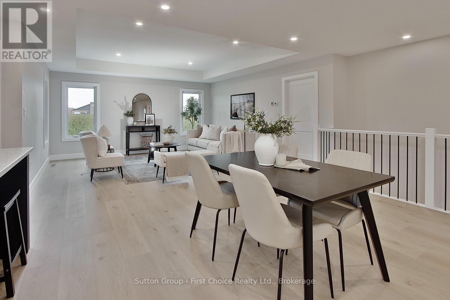 












18 NELSON STREET

,
West Perth (Mitchell),




Ontario
N0K1N0

