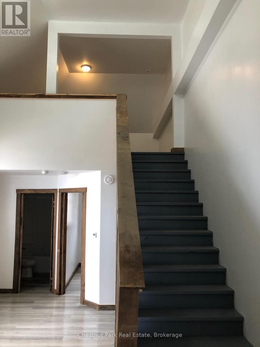 












35 MUSKOKA ROAD

,
Georgian Bay (Freeman),




Ontario
P0C1H0


