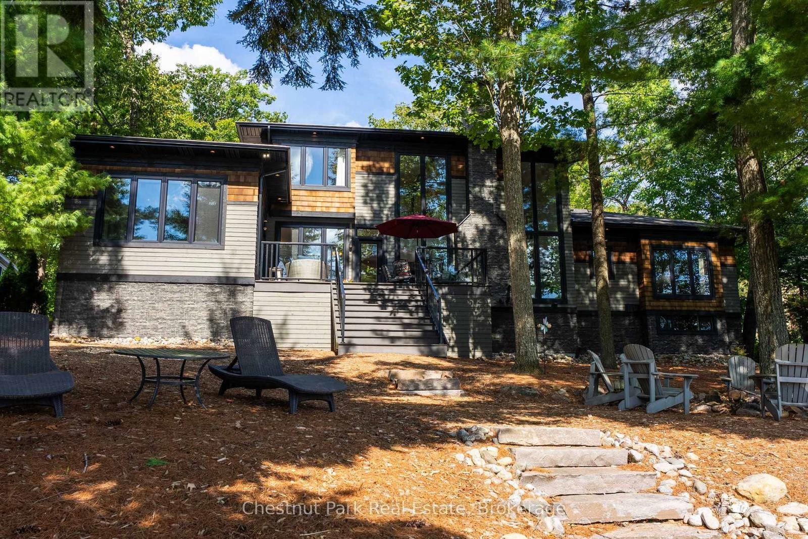












1030A GORDON STREET

,
Muskoka Lakes (Medora),




Ontario
P0C1A0

