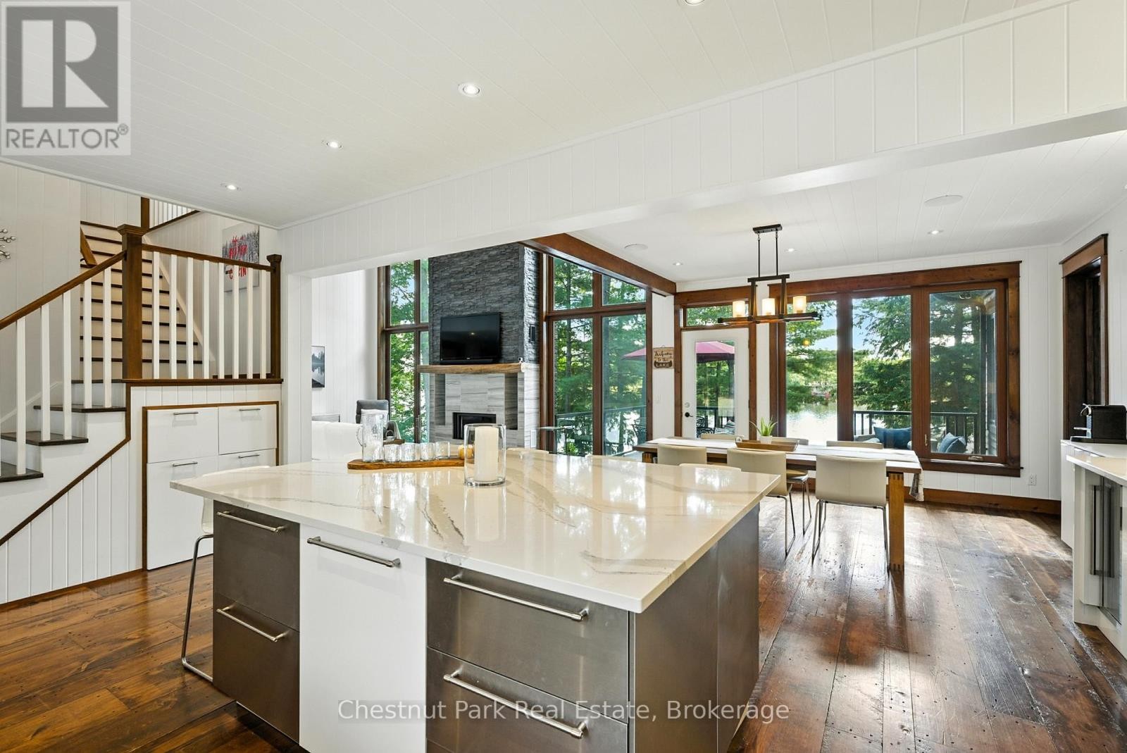 












1030A GORDON STREET

,
Muskoka Lakes (Medora),




Ontario
P0C1A0

