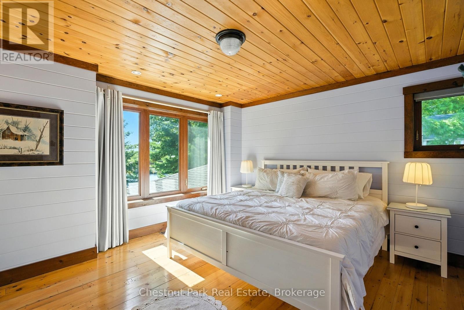 












1030A GORDON STREET

,
Muskoka Lakes (Medora),




Ontario
P0C1A0

