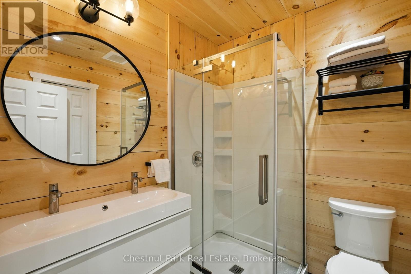












1030A GORDON STREET

,
Muskoka Lakes (Medora),




Ontario
P0C1A0

