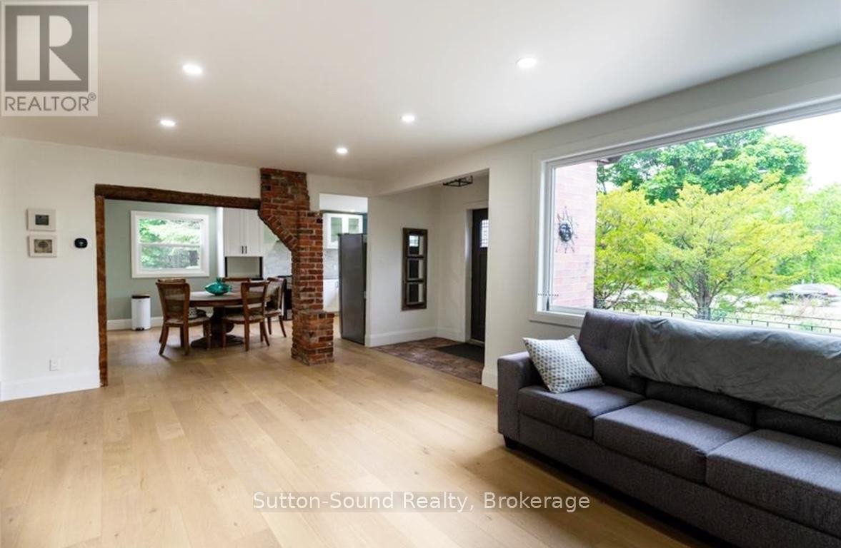 












657 BRANT WATERLOO ROAD E

,
Brant (South Dumfries),




Ontario
N0B1E0

