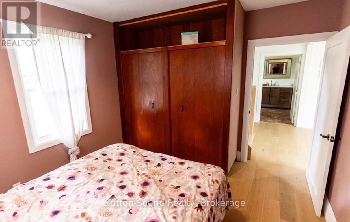 












657 BRANT WATERLOO ROAD E

,
Brant (South Dumfries),




Ontario
N0B1E0

