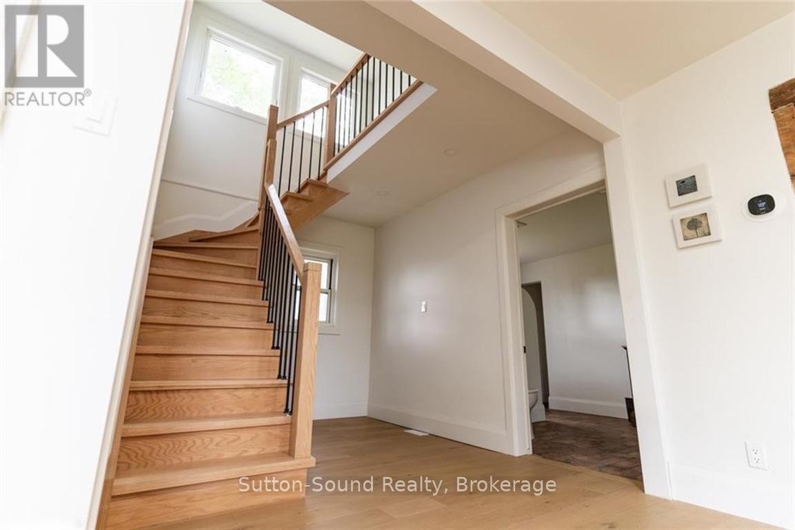 












657 BRANT WATERLOO ROAD E

,
Brant (South Dumfries),




Ontario
N0B1E0

