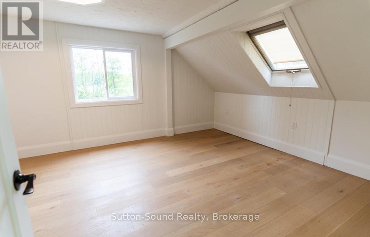 












657 BRANT WATERLOO ROAD E

,
Brant (South Dumfries),




Ontario
N0B1E0

