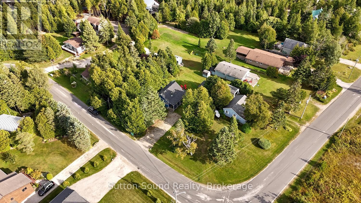 












871 PIKE BAY ROAD

,
Northern Bruce Peninsula,




Ontario
N0H2T0

