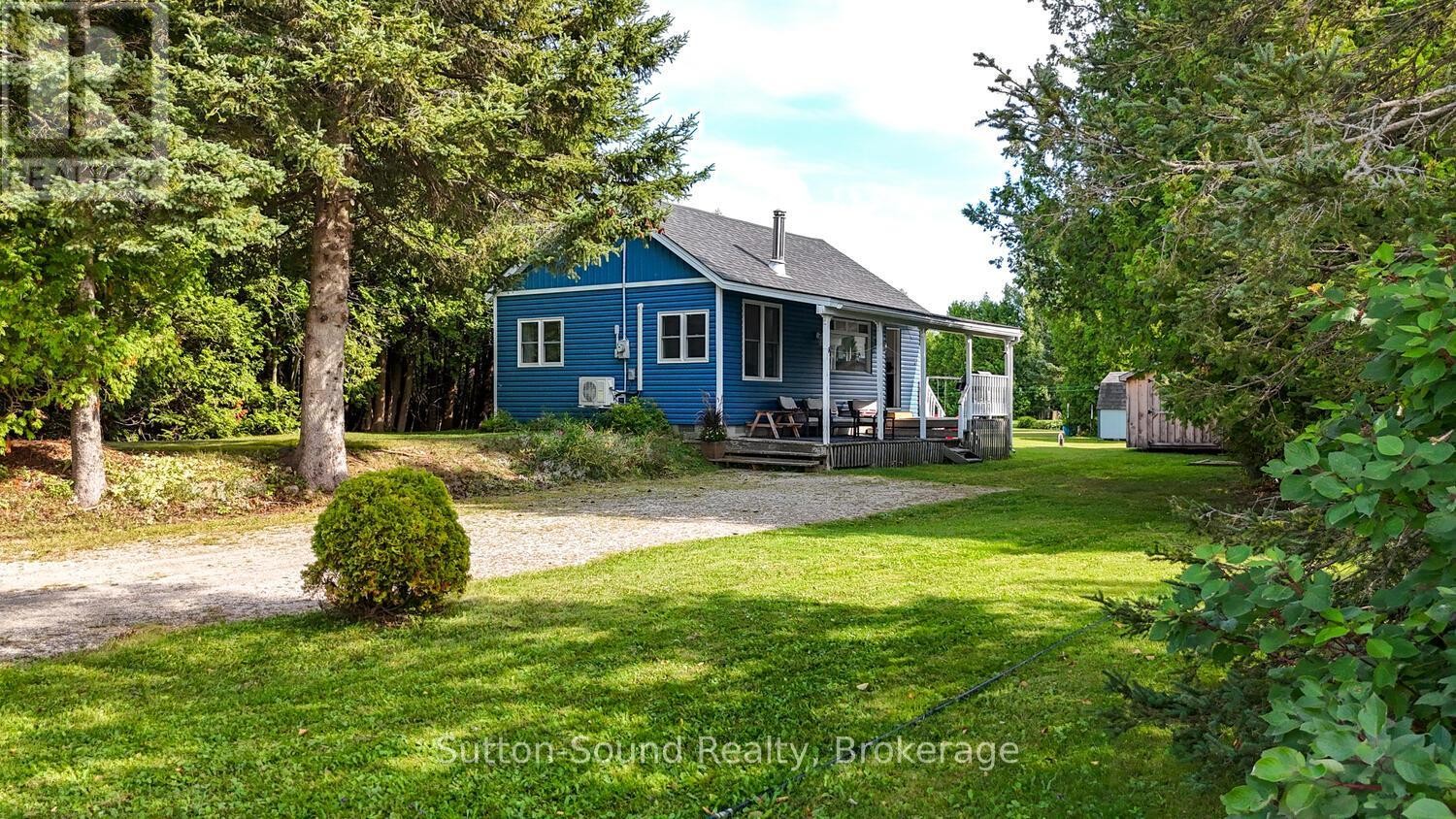 












871 PIKE BAY ROAD

,
Northern Bruce Peninsula,




Ontario
N0H2T0

