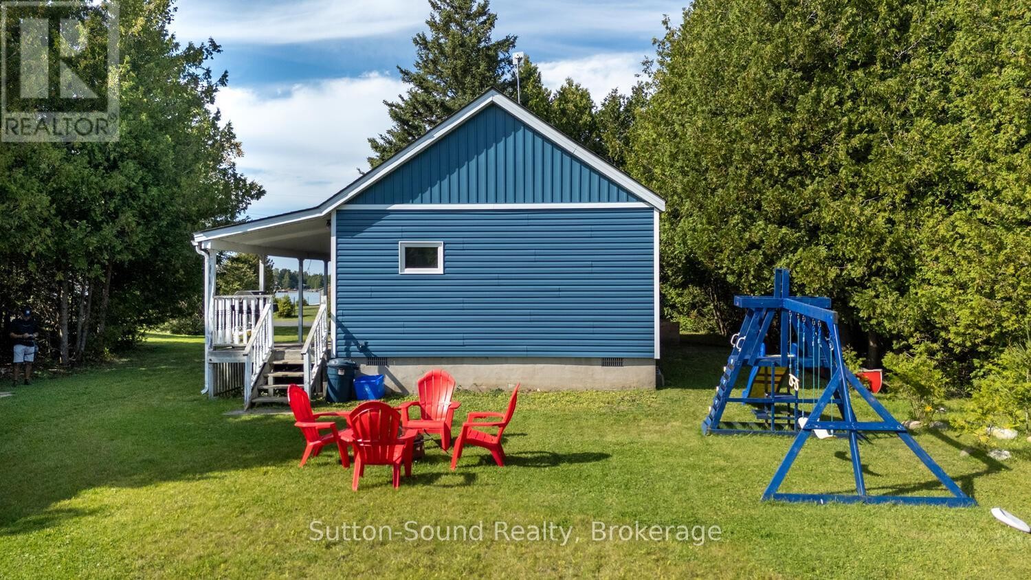 












871 PIKE BAY ROAD

,
Northern Bruce Peninsula,




Ontario
N0H2T0

